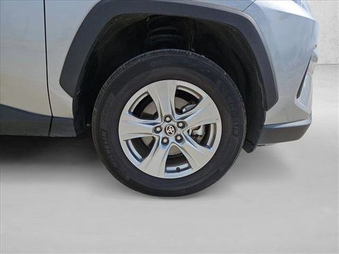 Used 2025 Toyota RAV4 XLE image 23