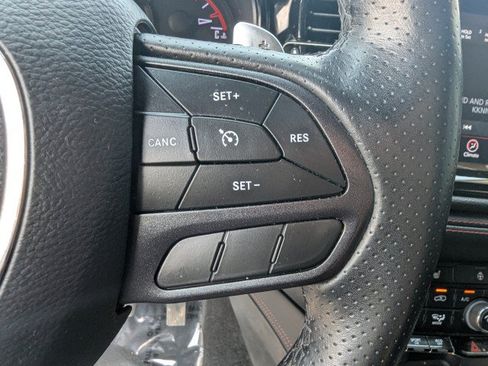 Used 2023 Dodge Durango GT w/ Blacktop Package AWD/4WD image 16