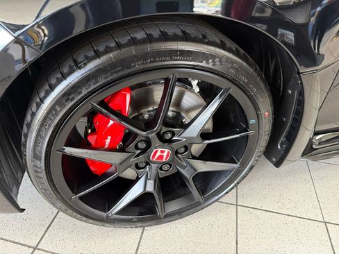 New 2026 Honda Civic Type R image 2