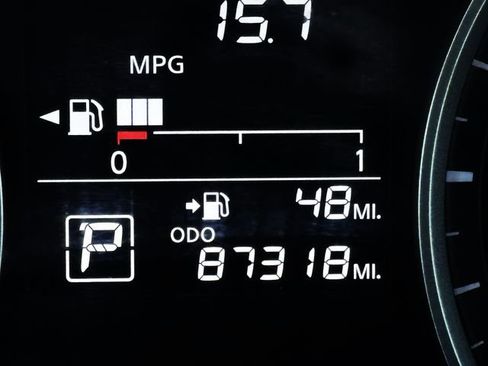 Used 2019 Nissan Kicks S image 20