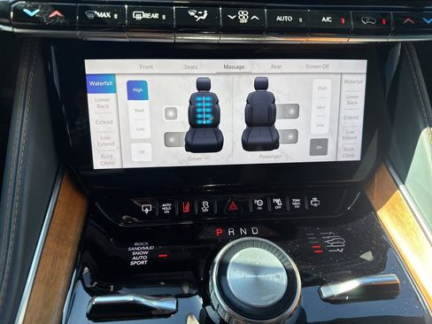 Used 2022 Jeep Grand Wagoneer Series II w/ Convenience Group III image 26