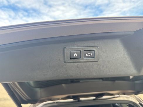 Used 2024 Subaru Outback Limited image 25