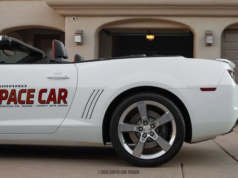 Used 2011 Chevrolet Camaro SS w/ RS Package image 5