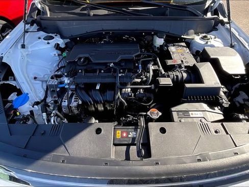 New 2025 Hyundai Kona SEL image 11