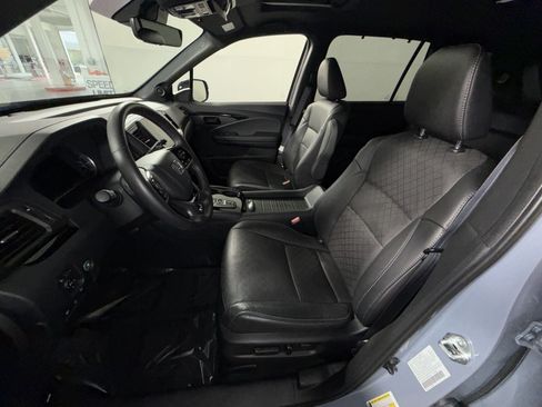 Used 2023 Honda Passport Elite image 13
