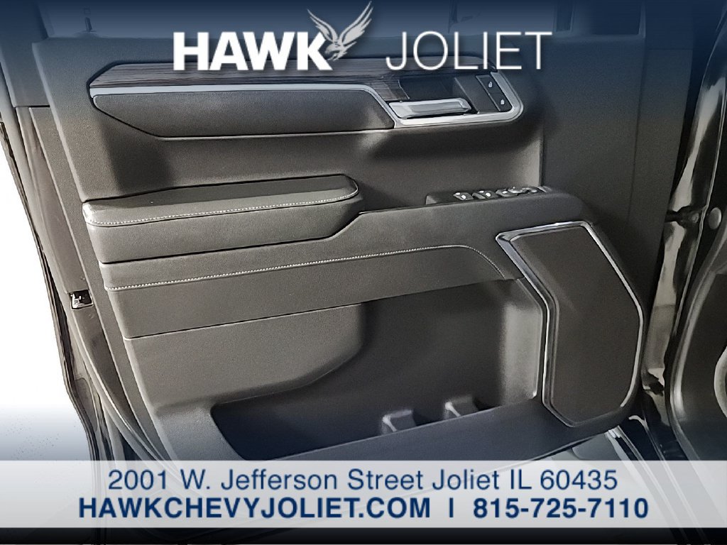 Used 2023 Chevrolet Silverado 1500 RST AWD/4WD image 19