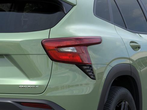 New 2026 Chevrolet Trax ACTIV FWD image 11