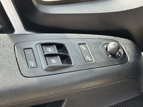 Used 2025 RAM ProMaster 2500 w/ Convenience Group FWD image 29