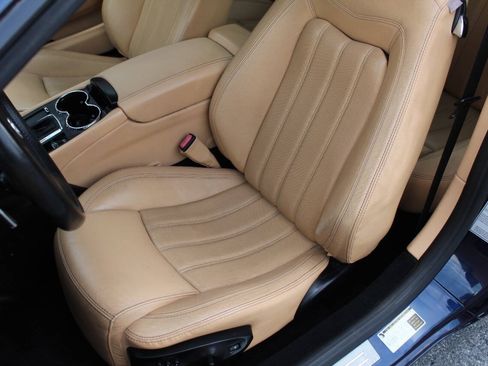 Used 2009 Maserati GranTurismo Coupe RWD image 3