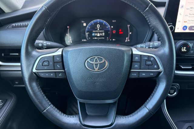 Used 2024 Toyota Grand Highlander AWD image 30