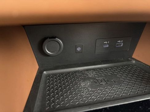 Used 2023 Nissan Pathfinder Platinum w/ Cargo Package image 34