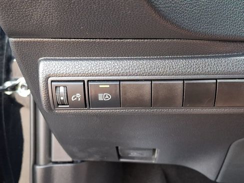 Certified 2025 Toyota Corolla LE FWD image 28