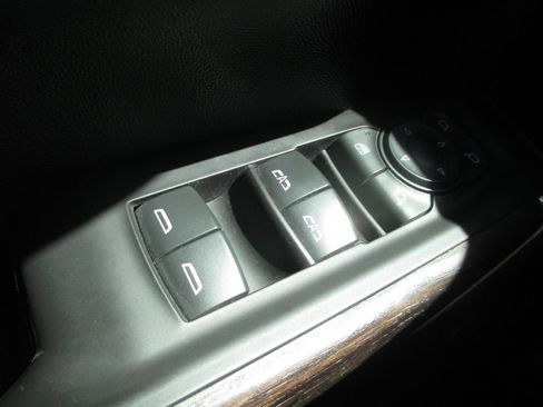 Used 2021 GMC Sierra 1500 Denali AWD/4WD image 32