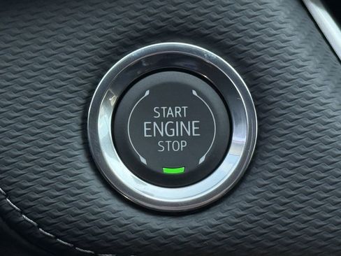 New 2026 Chevrolet Equinox LT FWD image 18