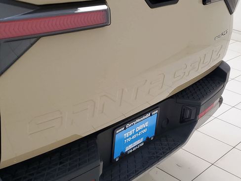 Used 2024 Hyundai Santa Cruz Limited image 22