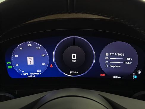 Certified 2025 Porsche Macan 4S Electric image 15