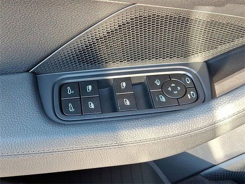 New 2026 Porsche Panamera 4 image 15