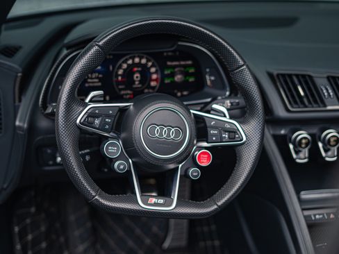 Used 2018 Audi R8 V10 plus AWD/4WD image 18
