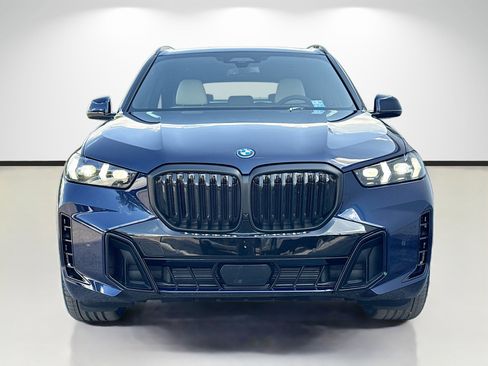 New 2026 BMW X5 xDrive50e w/ Executive Package AWD/4WD image 8