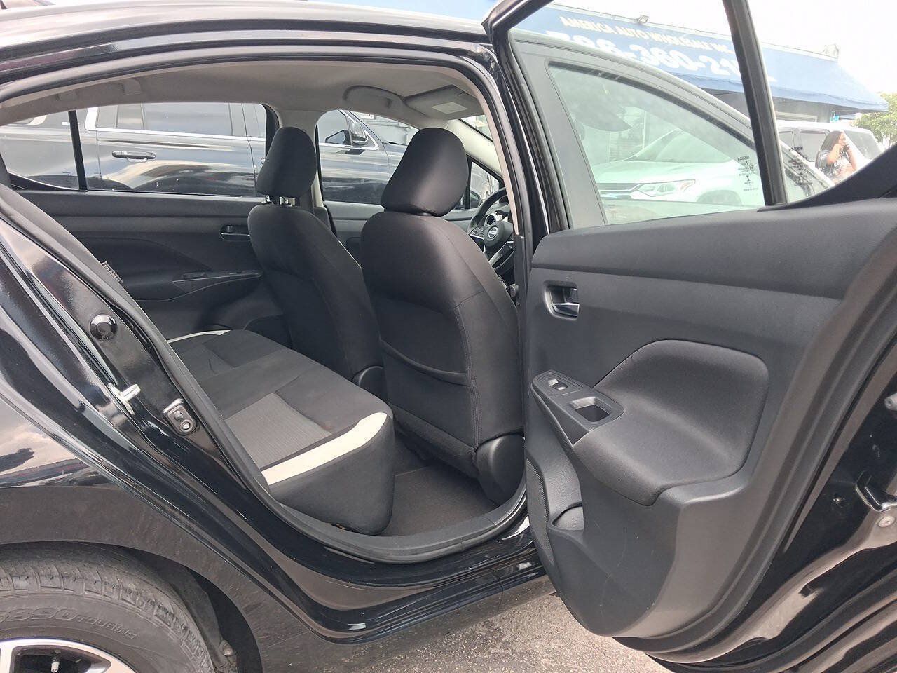 Used 2021 Nissan Versa SV FWD image 16