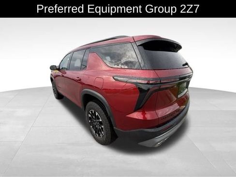 Certified 2025 Chevrolet Traverse Z71 w/ Driver Confidence Package AWD/4WD image 5