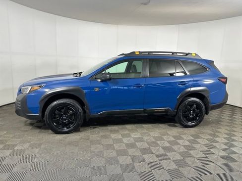 Used 2022 Subaru Outback Wilderness image 6