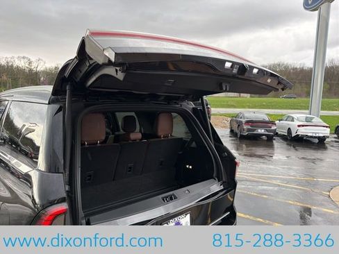 Used 2025 Lincoln Navigator Reserve AWD/4WD image 33