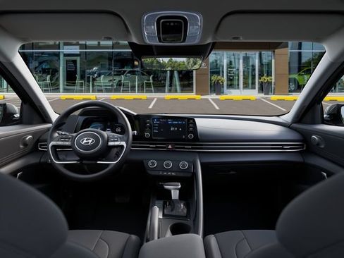 New 2026 Hyundai Elantra SE FWD image 11
