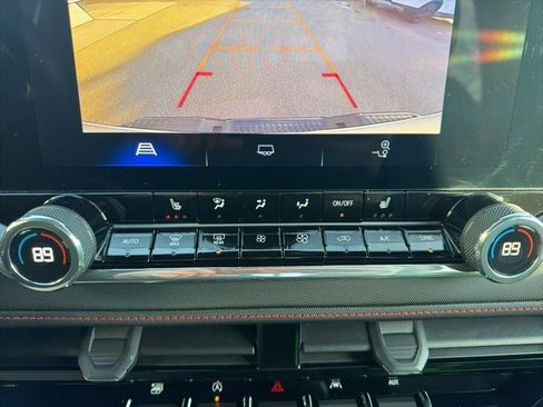 Certified 2024 Chevrolet Colorado Z71 w/ Z71 Convenience Package 2 image 30