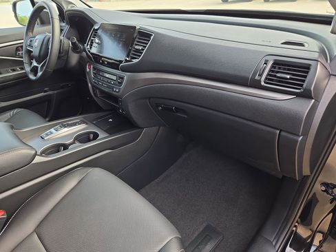 Used 2025 Honda Ridgeline RTL image 33