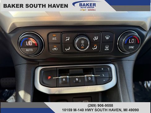 Used 2021 GMC Acadia SLE w/ Driver Convenience Package image 23