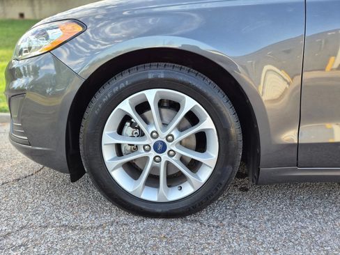 Used 2020 Ford Fusion SE w/ Fleet SE Value Package FWD image 22