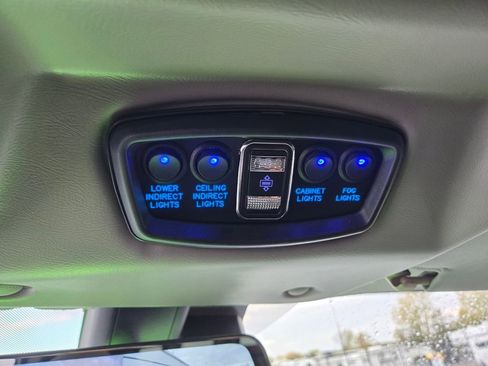 New 2025 GMC Savana 2500 Extended w/ Driver Convenience Package image 25