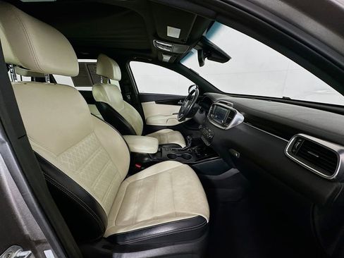 Used 2017 Kia Sorento SX FWD image 30