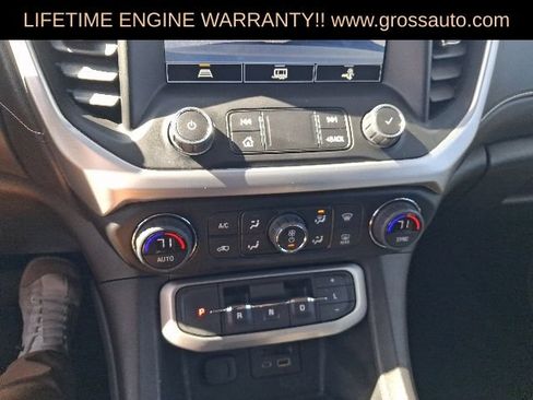 Used 2023 GMC Acadia SLE w/ Driver Convenience Package AWD/4WD image 15