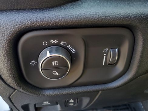 Used 2022 RAM 1500 Big Horn image 13