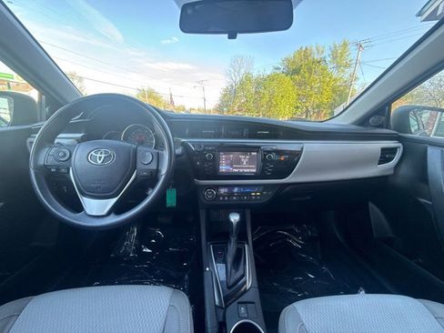 Used 2016 Toyota Corolla LE image 20