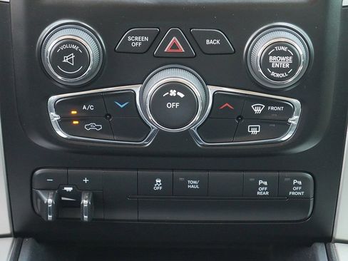 Used 2016 RAM 1500 Big Horn AWD/4WD image 22