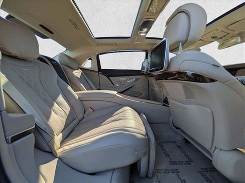 Used 2016 Mercedes-Benz Maybach S 600 image 21