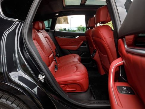 Certified 2022 Maserati Levante GT AWD/4WD image 16