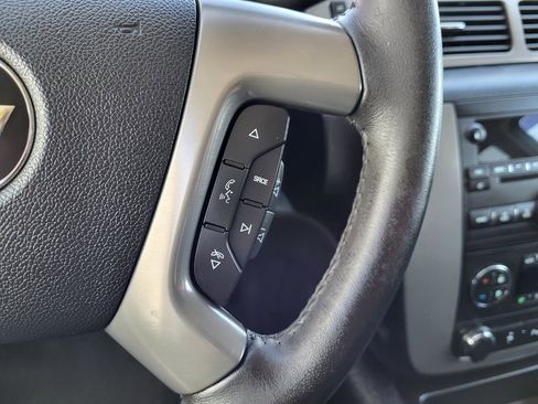Used 2012 Chevrolet Avalanche LT w/ Suspension Package, Off-Road AWD/4WD image 30