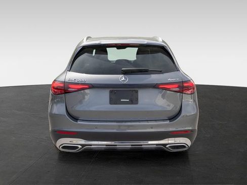 Used 2023 Mercedes-Benz GLC 300 4MATIC w/ Pinnacle Trim Package image 8