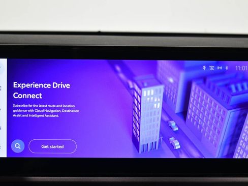 Used 2025 Toyota Camry XSE image 38