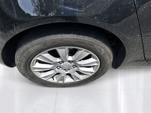 Used 2013 Buick Regal Premium FWD image 26