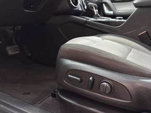 Used 2023 Chevrolet Blazer LT w/ Driver Confidence Package image 11