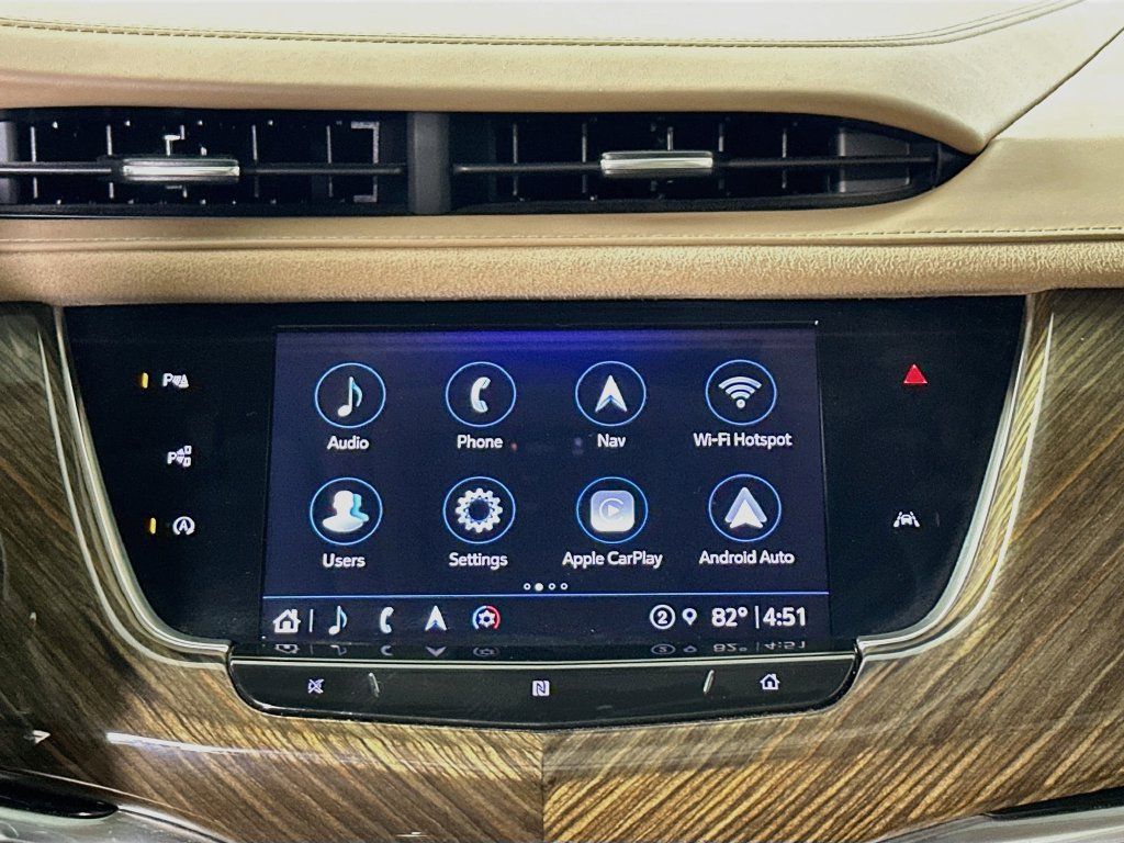Used 2021 Cadillac XT6 Sport w/ Platinum Package AWD/4WD image 13