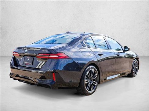Used 2026 BMW 530i xDrive AWD/4WD image 5