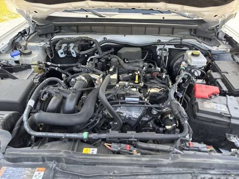 Used 2024 Ford Bronco Outer Banks AWD/4WD image 25