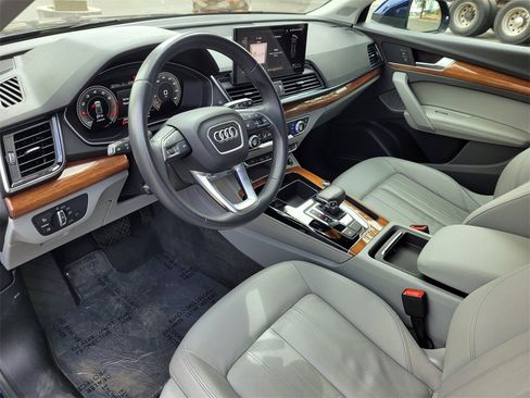 Used 2022 Audi Q5 2.0T Premium Plus w/ Premium Plus Package image 10