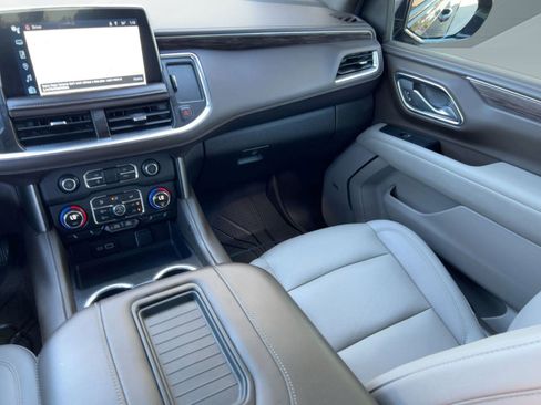 Certified 2024 Chevrolet Tahoe Z71 w/ Luxury Package image 29